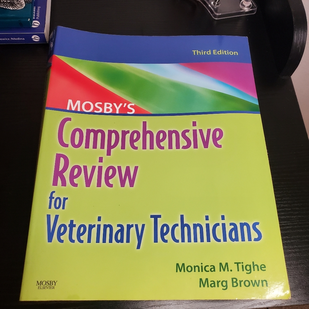 Paperback intro to Vet tech